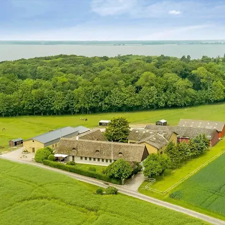 M367-vaeggerlose-marrebaek-skovvej-4